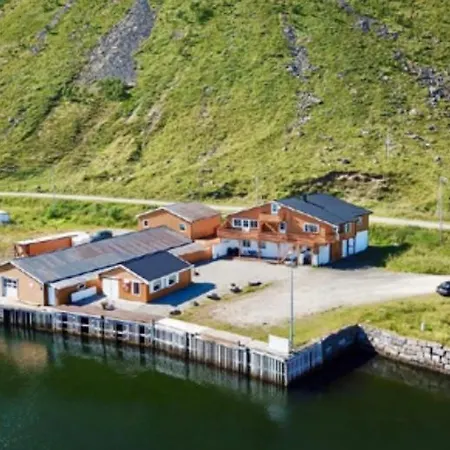 Lofoten Sunset & Ocean View Apartment