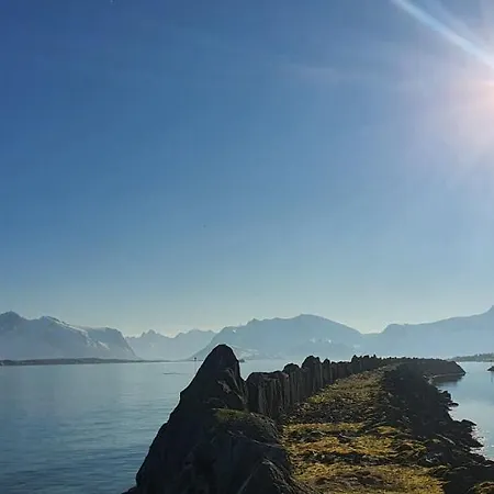 Lofoten Sunset & Ocean View Apartmán Valle (Lofoten)