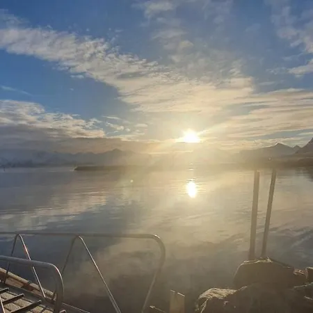 Lofoten Sunset & Ocean View Apartmán *