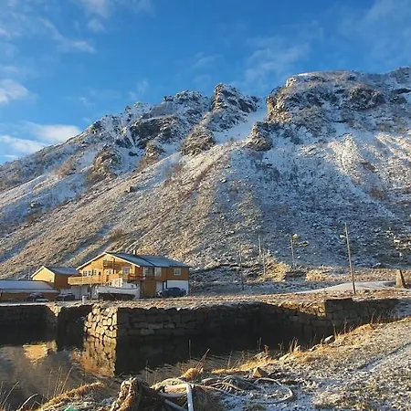 Lofoten Sunset & Ocean View * Valle (Lofoten)